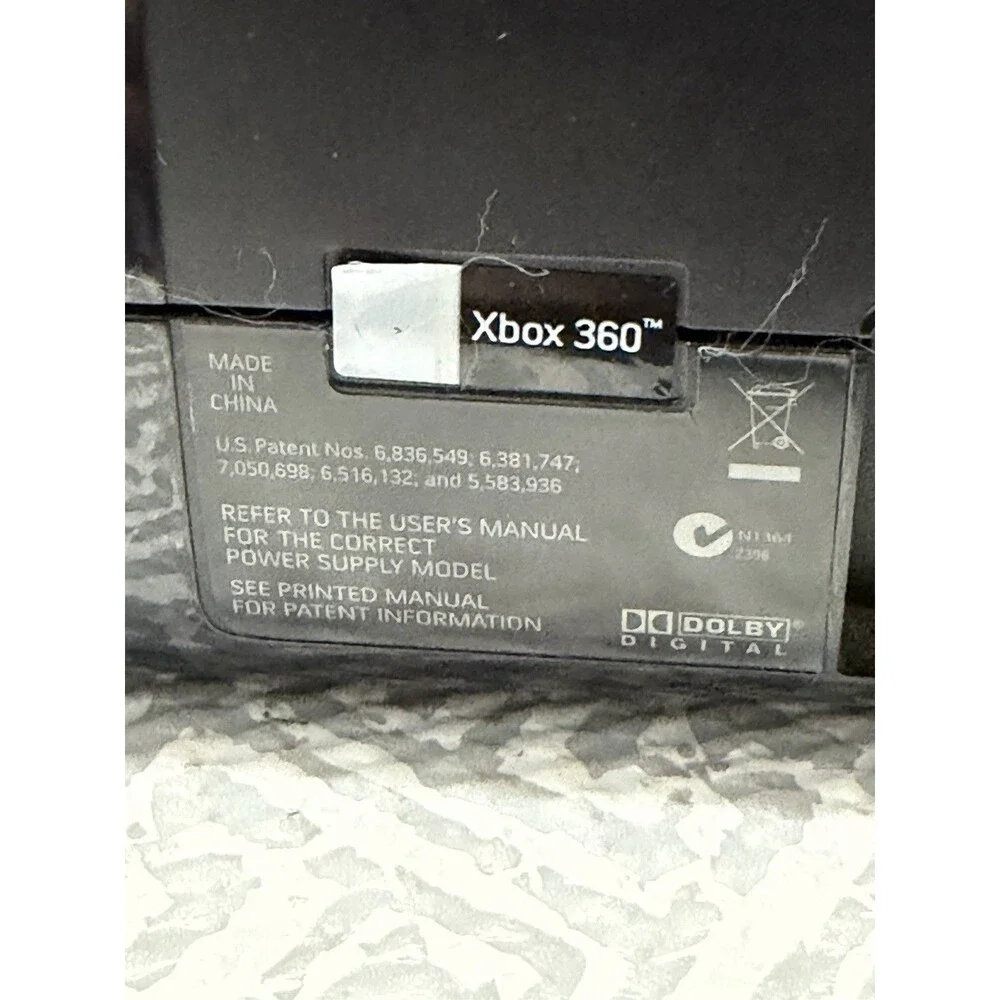 Microsoft Xbox 360 S Slim Console Model 1439 - 250GB Black - CIB (No HDMI)